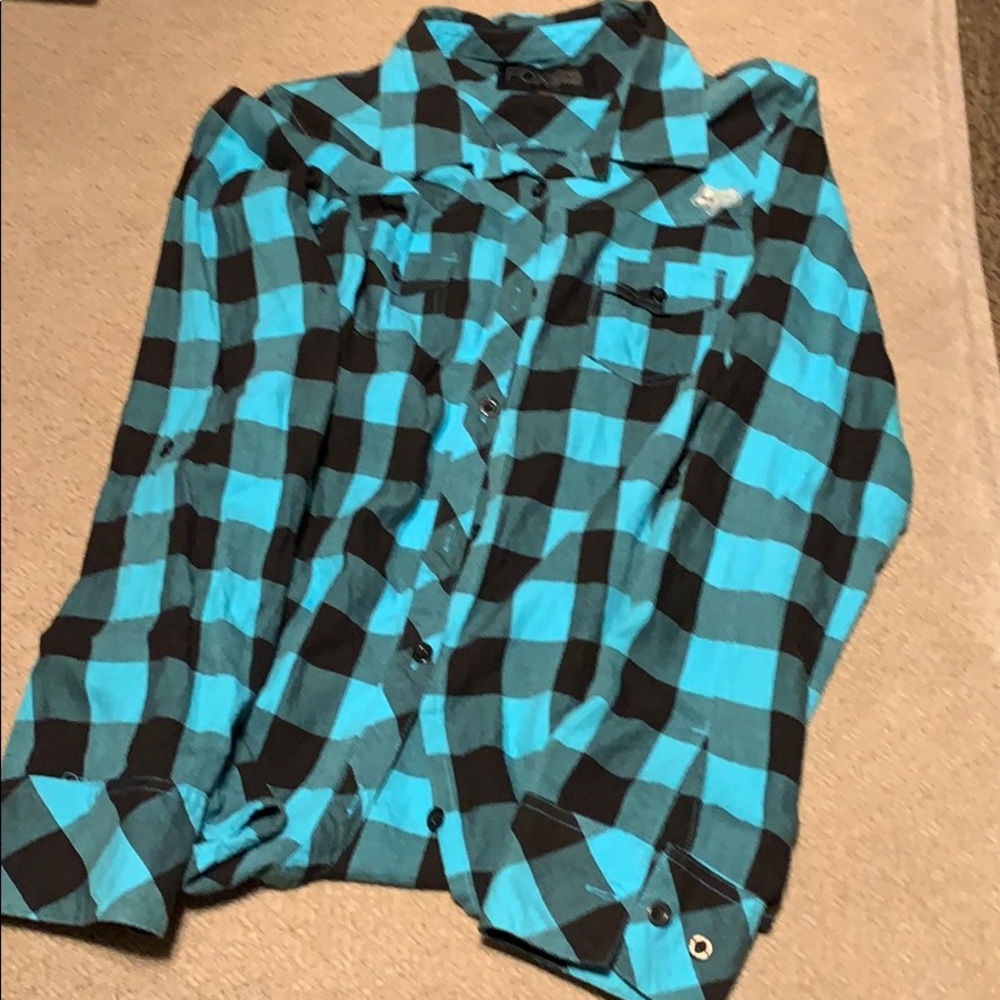 Women’s fox flannel.